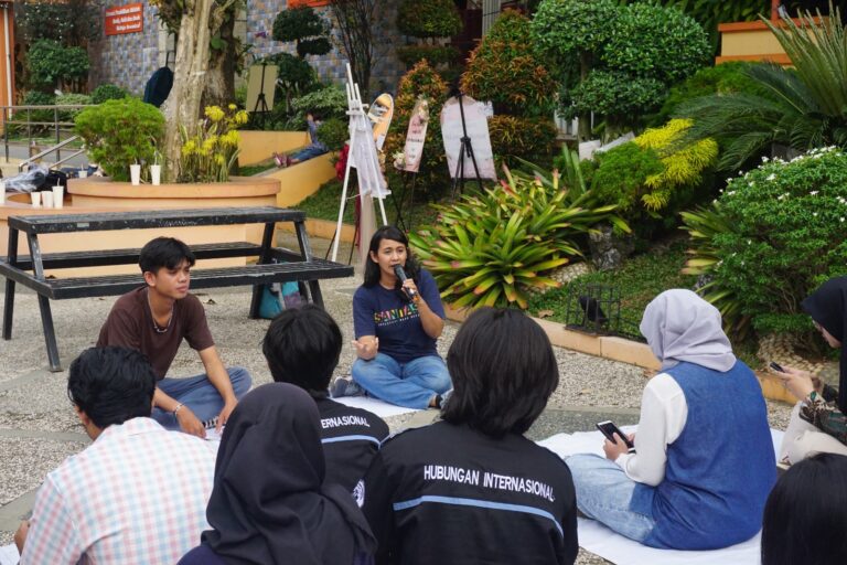 Diskusi Senja, Pojok FISIP: Gerakan Anak Muda Konservasi Air dan Sanitasi Aman