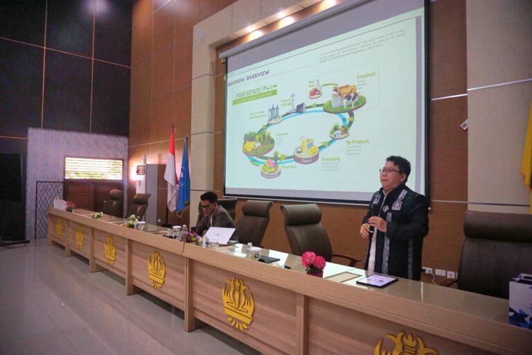 Pahami Potensi Diri Melalui Seminar Karier Mahasiswa 2024 yang Digelar CCED