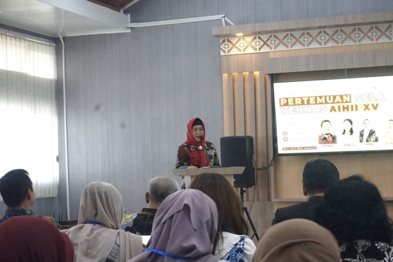 Unila Tuan Rumah Pertemuan Sela Vennas AIHII XV