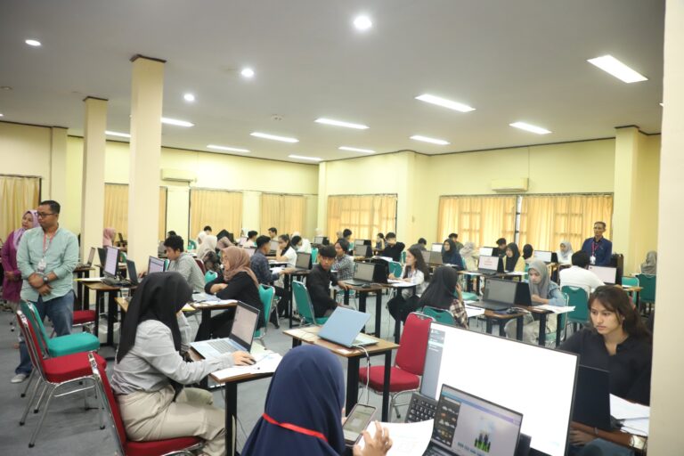 3.600 Calon Mahasiswa Ikuti Seleksi UTBK Mandiri 2024