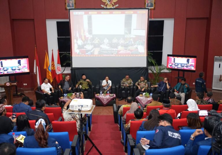 BEM FH Gelar Semnas: Potensi Sengketa dan Tantangan dalam Menghadapi Pilkada Serentak 2024