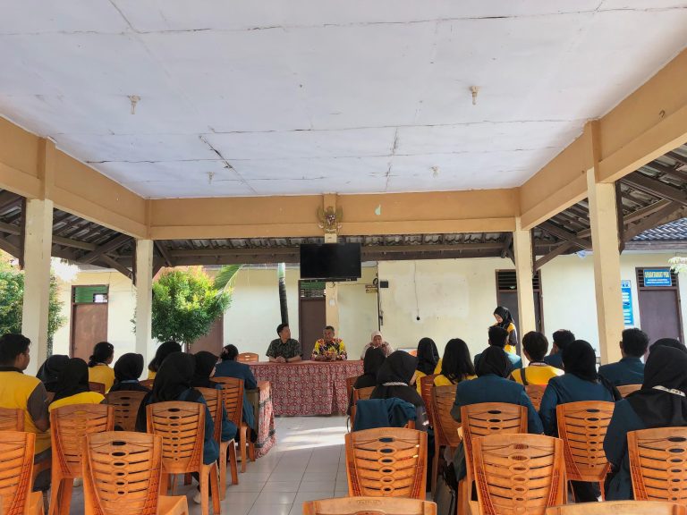 Unila Resmi Tarik Mahasiswa KKN Reguler Usai 40 Hari Pengabdian di Lampung Timur