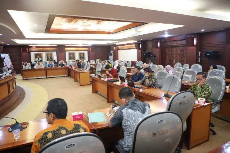 LPPM Gelar Workshop Penulisan Proposal Matching Fund 2024