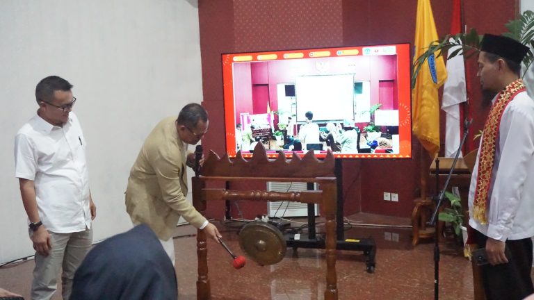 FH Adakan Semnas Bagian Hukum Keperdataan