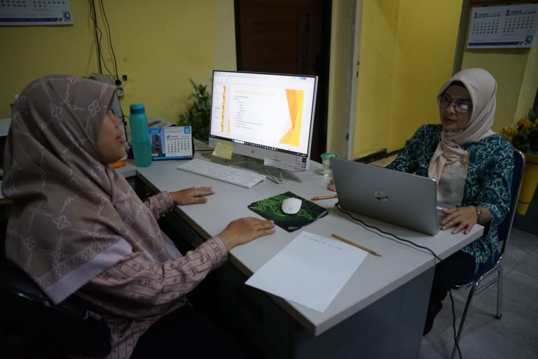 UPT Bahasa Gelar Second Surveillance ISO 9001:2015