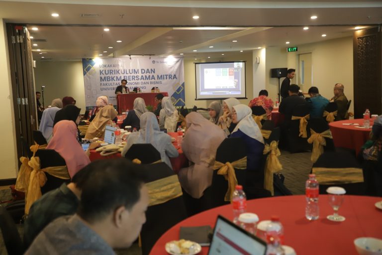 Fakultas Ekonomi dan Bisnis Gelar FGD MBKM dan Kurikulum