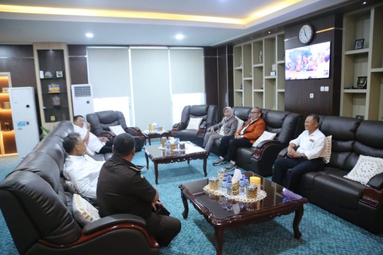 Unila dan Kejati Lampung Perkuat Sinergi, Buka Peluang Studi Lanjut