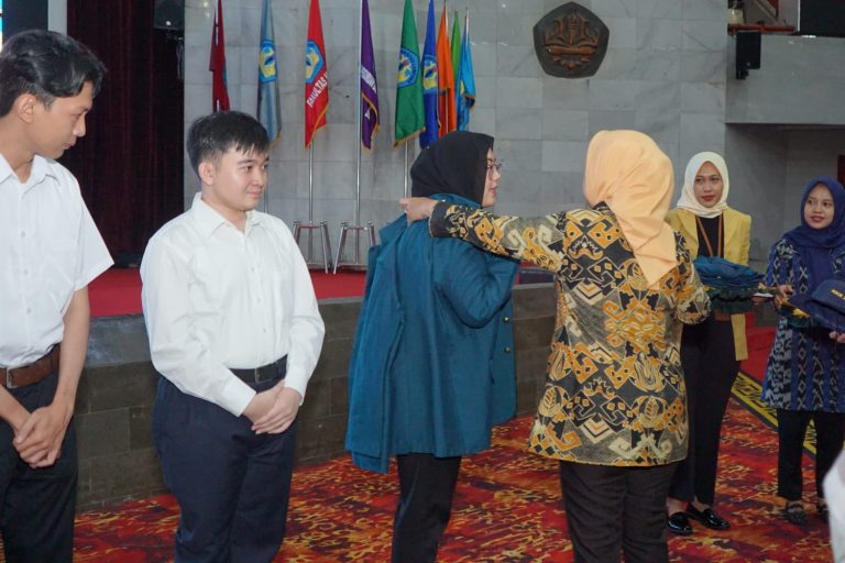 Unila Gelar Pelepasan 7080 Mahasiswa KKN MBKM Periode I 2025