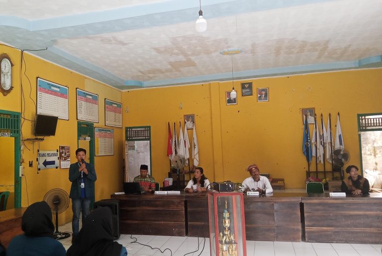 Kelompok KKN Desa Bumi Restu Disambut Meriah dan Gelar Lokakarya Progja