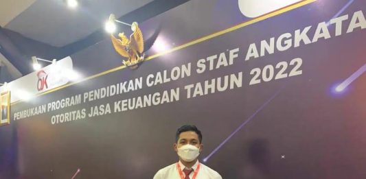 Kisah Inspiratif Dimas Putra Adzie, Alumnus Unila Sukses Meniti Karier di OJK