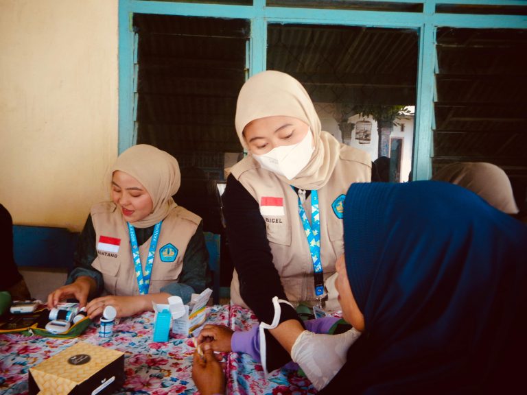 Sosialisasi Bahaya Minuman Berpemanis Dalam Kemasan Dan Diabetes Mellitus Oleh Mahasiswa Kkn Unila Di Desa Rejo Basuki Lampung Tengah