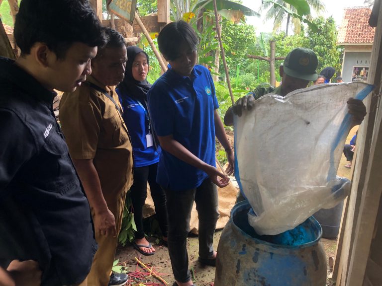 Mahasiswa KKN Ubah Limbah jadi Berkah