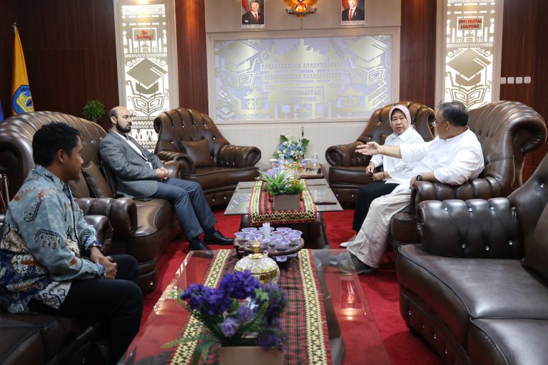 Unila dan UTP Perkuat Kerja Sama Akademik dan Riset Internasional