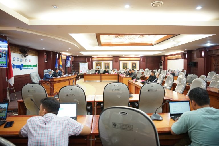 LPPM Gelar FGD Buku Panduan Hibah Penelitian dan Pengabdian kepada Masyarakat DIPA BLU 2025