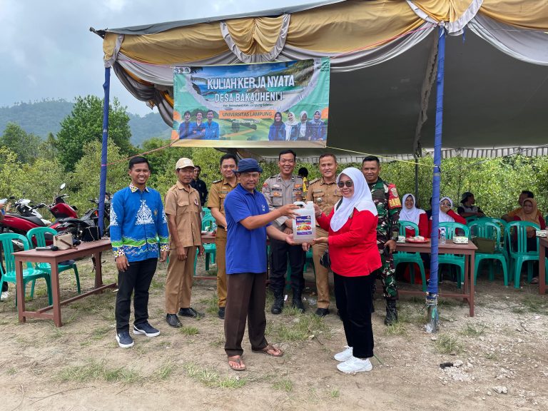 Mahasiswa KKN Manfaatkan Digitalisasi Kenalkan Wisata Pantai Mangrove