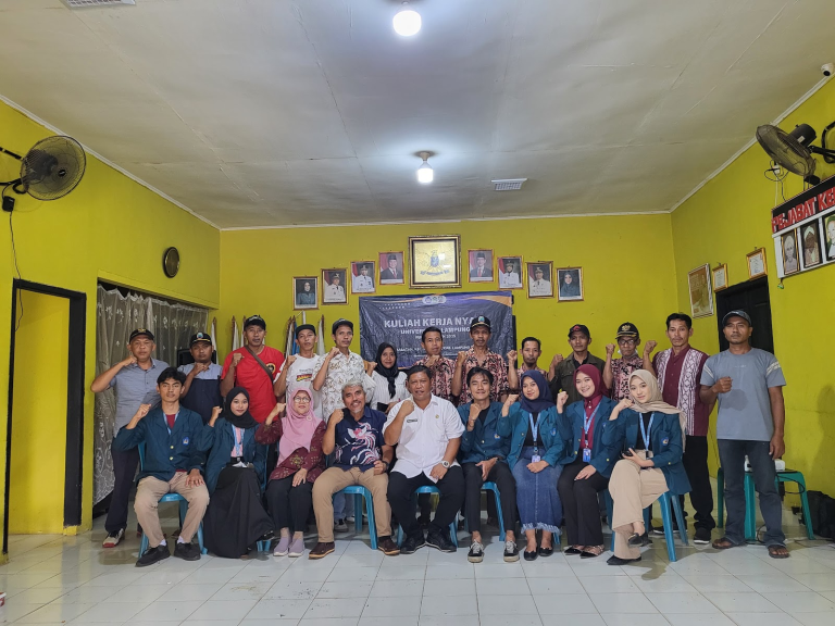 KKN Unila Gelar Sosialisasi dan Pelatihan Budidaya Alpukat di Desa Babatan