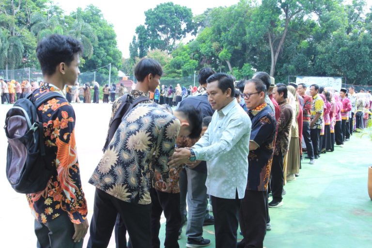 FKIP Gelar Apel Pagi dan Halal Bihalal Idulfitri 1446 H Bersama Sivitas Akademika