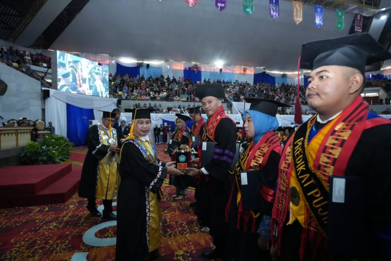 Kisah Inspiratif Riyadh Firdaus Raih Lulusan Terbaik I Magister Unila