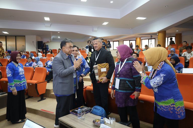 FISIP Gelar The 5th IICIS 2025, Soroti Isu Ketahanan Pangan dan SDM