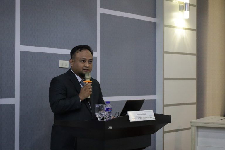 FEB Gelar Sidang Ujian Terbuka Promosi Doktor Mairizal Salehudin Siatan