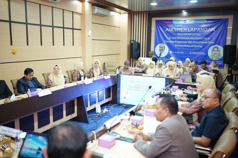 Prodi S-1 Pendidikan Matematika Gelar Asesmen Lapangan oleh LAMDIK