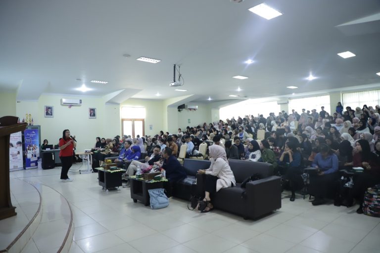 FK Jadi Tuan Rumah DKT Academy Goes to Campus
