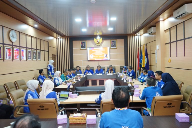 Prodi S-1 Pendidikan Fisika Gelar Asesmen Lapangan oleh LAMDIK