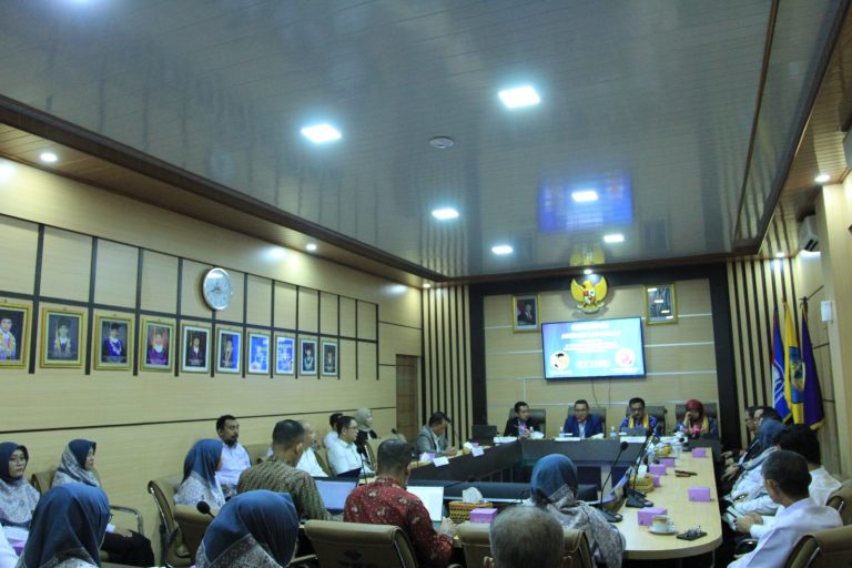 Prodi S-1 Pendidikan Bahasa Inggris Gelar Asesmen Lapangan oleh LAMDIK