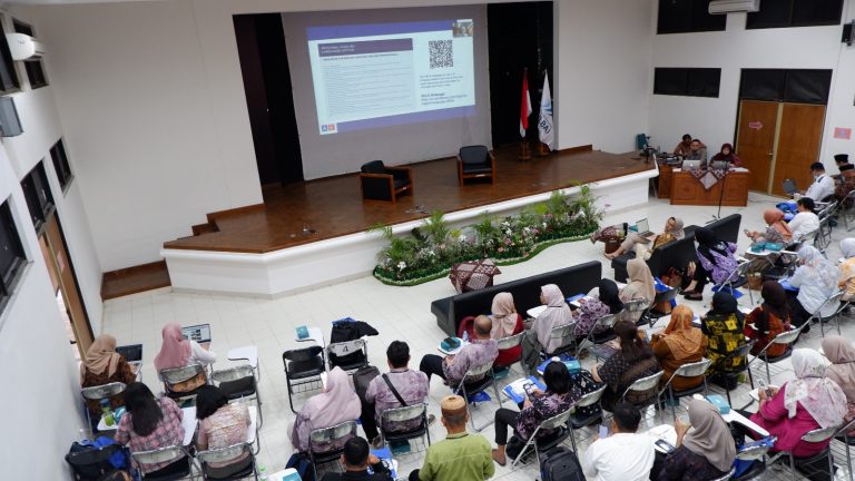 UPA Bahasa Ikuti Workshop Nasional FILBA I Yogyakarta