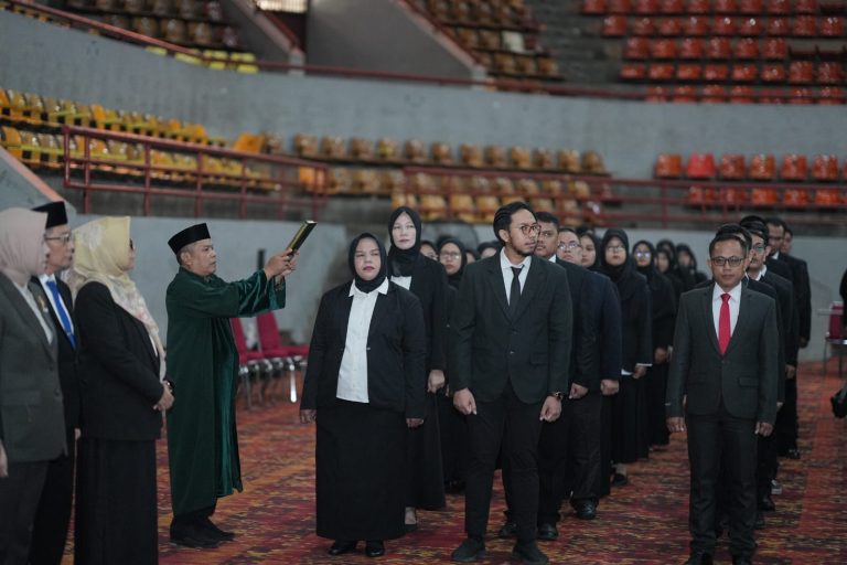 Pengambilan Sumpah PNS Unila, 170 Dosen dan Tendik Resmi Disumpah