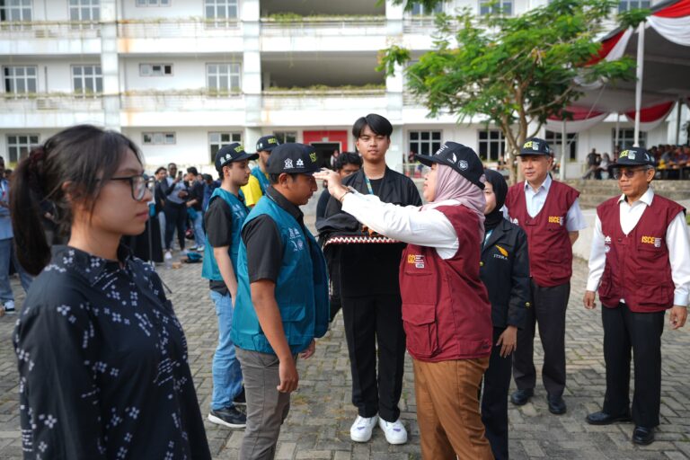 Rektor Hadiri Pelepasan KKN Itera 2025