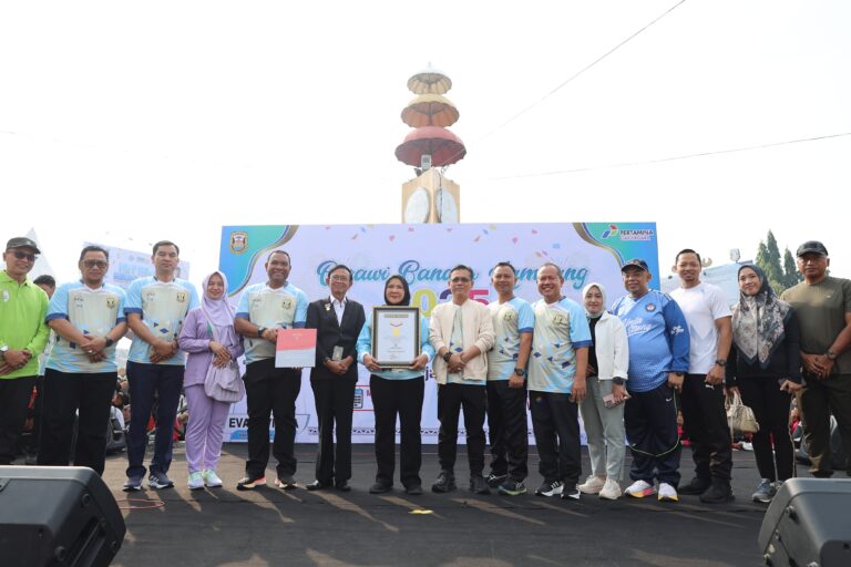 Pembuatan Sekubal Terbesar Sukses Cetak Rekor MURI, Unila Dukung Pelestarian Kearifan Lokal