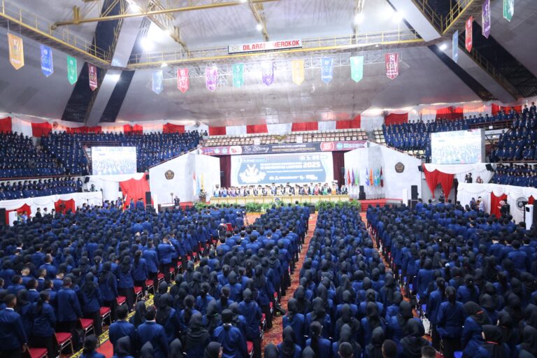 PKKMB 2025 Usung Semangat Kampus Berdampak Bekal Tempuh Pendidikan
