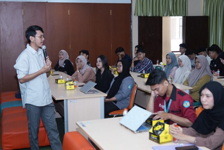 Unila Dorong Semangat Wirausaha Mahasiswa Lewat Program PMW