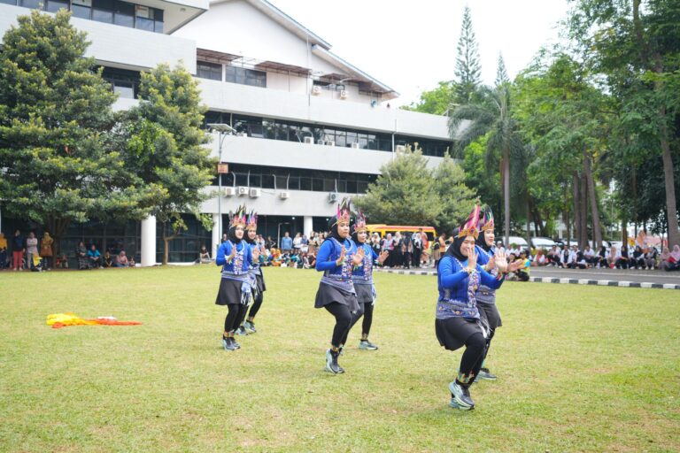 Unila Gelar Lomba Senam Maumere Meriahkan Dies Natalis ke-60