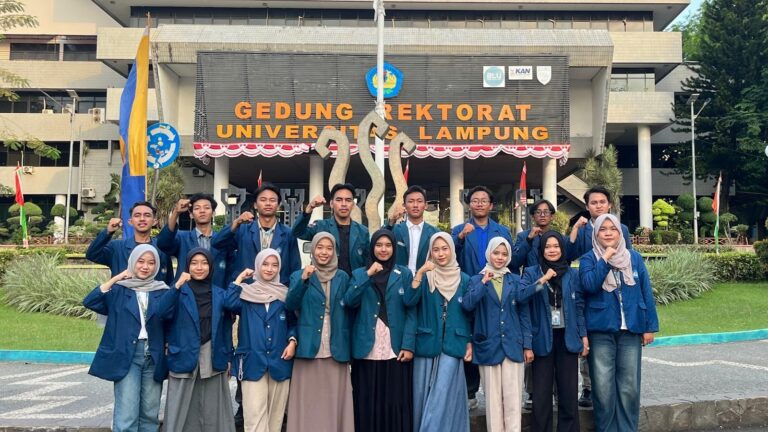 Tim BEM Lolos Pendanaan Program Mahasiswa Berdampak 2025 Berkat Inovasi Pengelolaan Limbah di Desa Pasar Krui