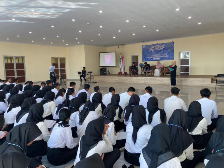 IKTIOLOGI 2025: Bentuk Karakter Mahasiswa Baru Biologi Unila yang Adaptif dan Solutif