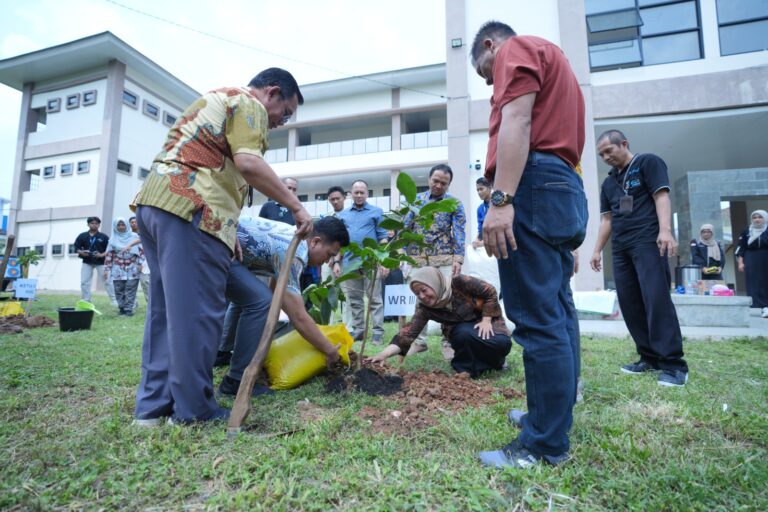 Unila Gelar Kampanye Kampus Sehat dan Green Campus