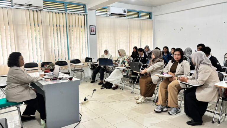 Prodi Pendidikan Kimia FKIP Gelar Kuliah Dosen Tamu