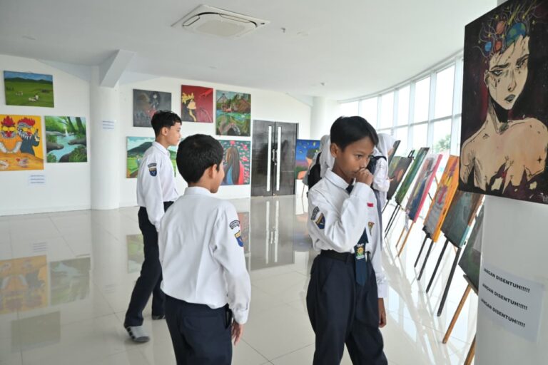 Opportunities Through Literacy and Learning oleh Himadippus Unila