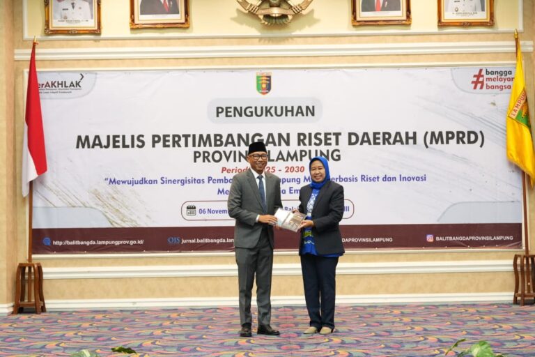 Rektor Dikukuhkan sebagai Ketua MPRD Lampung 2025–2030