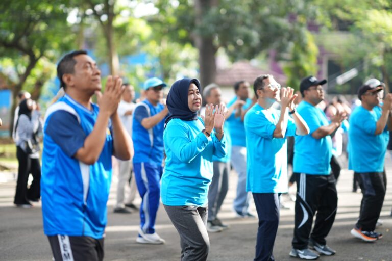 Senam Bersama Warnai Dies Natalis ke-36 FMIPA Unila
