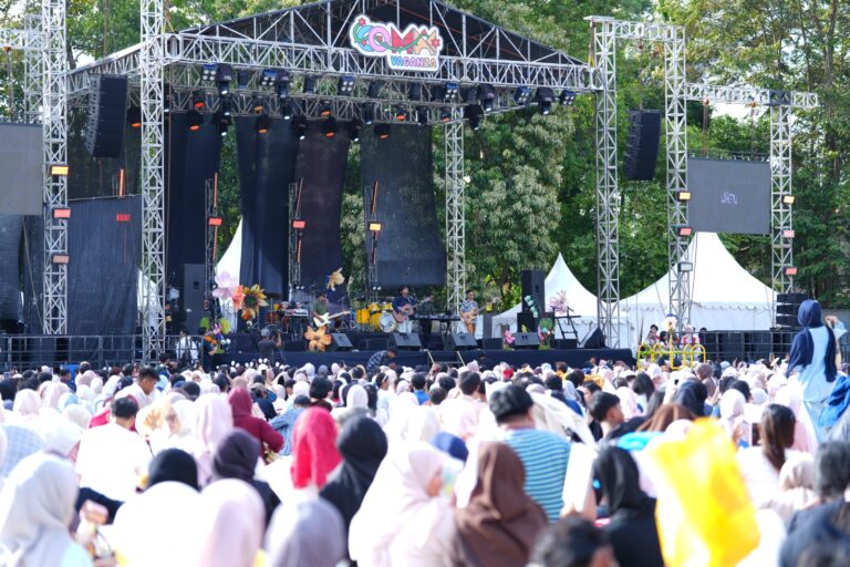 Commvaganza 9.0 Sukses Gelar Konser Piknik Pertama di Lampung
