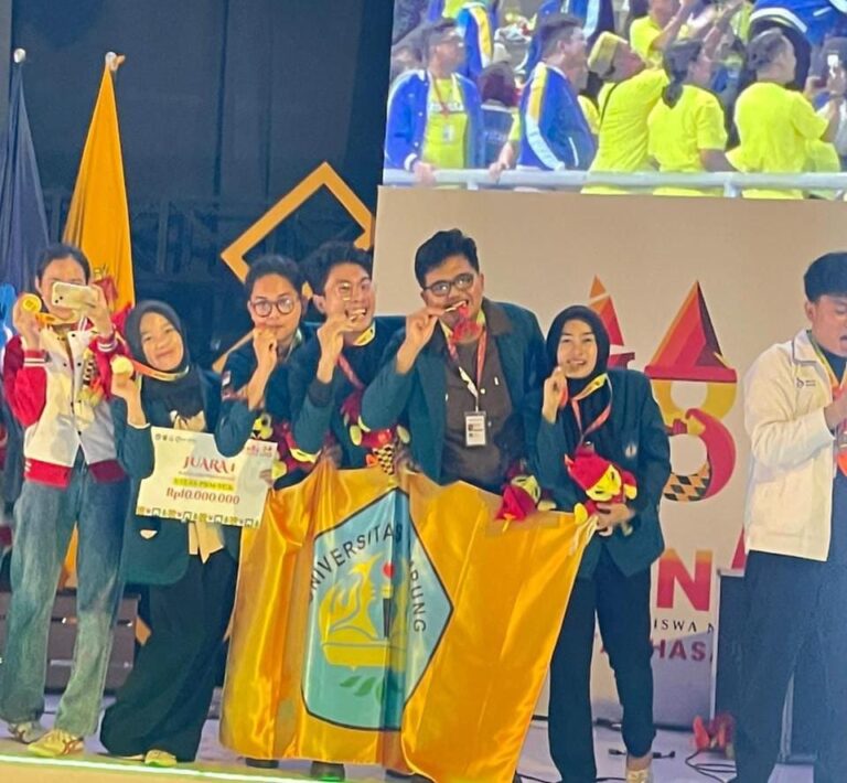Inovasi GATE System Mahasiswa Unila Raih Medali Emas Pimnas ke-38
