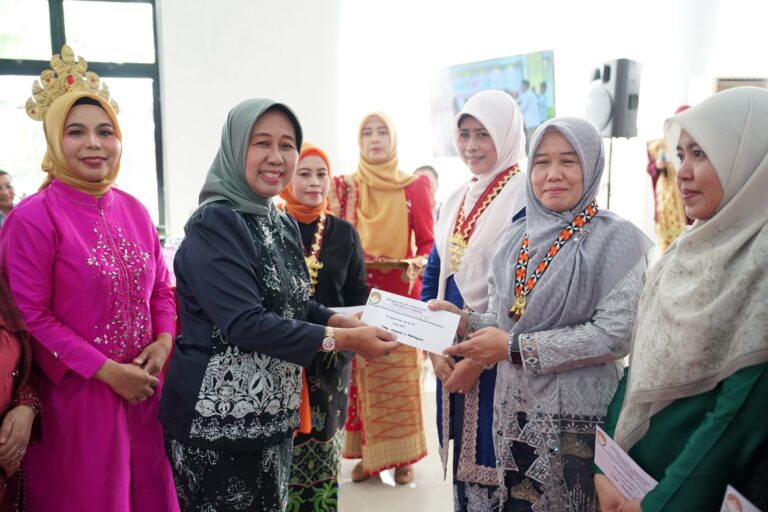 Unila Dorong Pemberdayaan Perempuan Berkelanjutan Maknai Hari Ibu ke-97