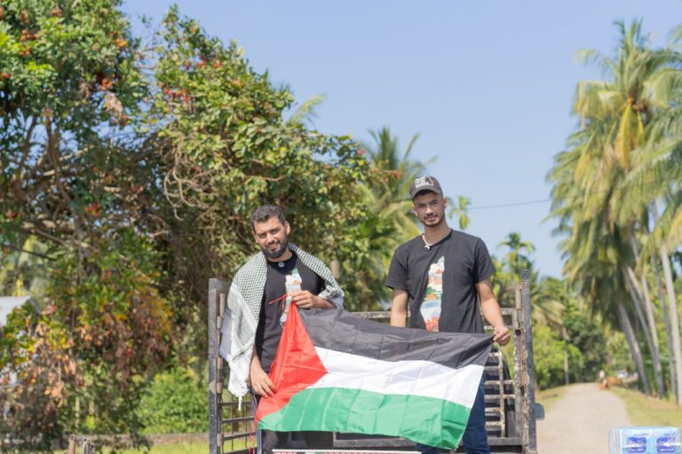 Raed Arada, Alumnus Unila Asal Palestina Salurkan Bantuan Korban Banjir Sumatra