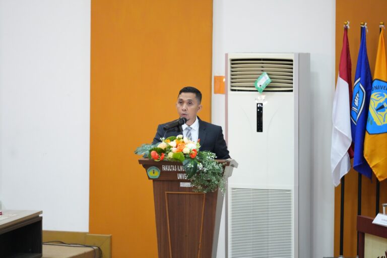 Hendrie Kurniawan Raih Gelar Doktor Teliti Fungsi Representasi DPRD Pemda