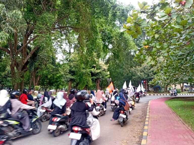 Birohmah Hadirkan Pawai Semarak Ramadan