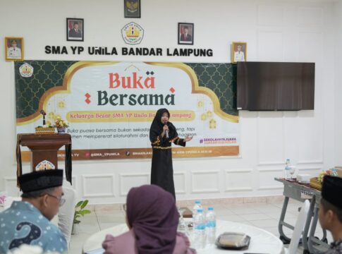 Rektor hadiri Safari Ramadan di SMA YP Unila