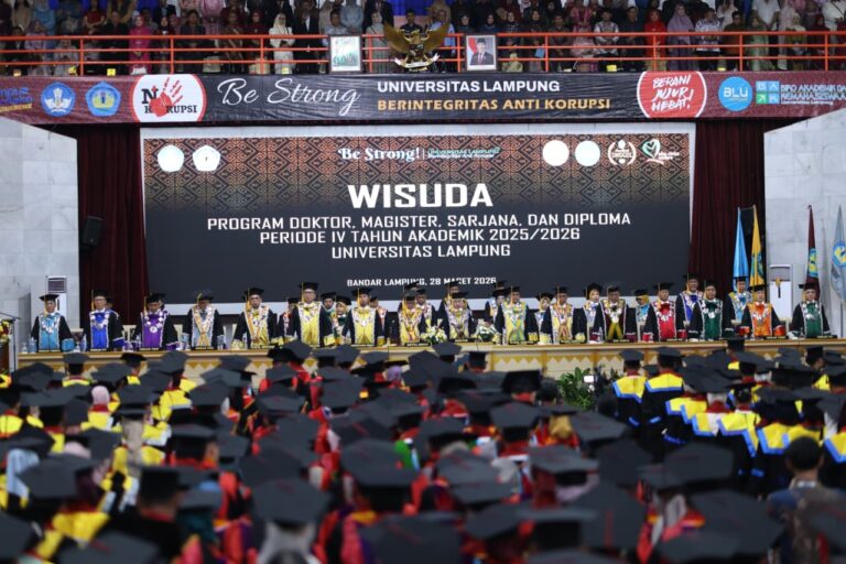 Unila Gelar Wisuda Periode IV 2025/2026 dengan 1.109 Lulusan